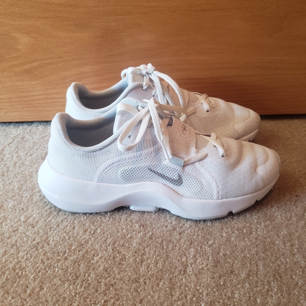 Women's white Nike In-season TR 13 training shoe